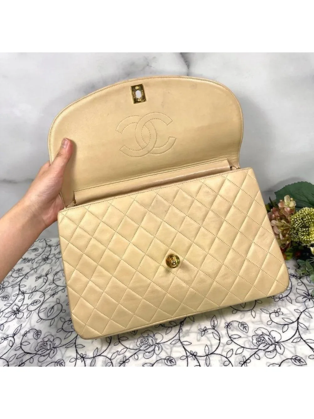 Chanel Vintage Quilted Chain Shoulder Bag
